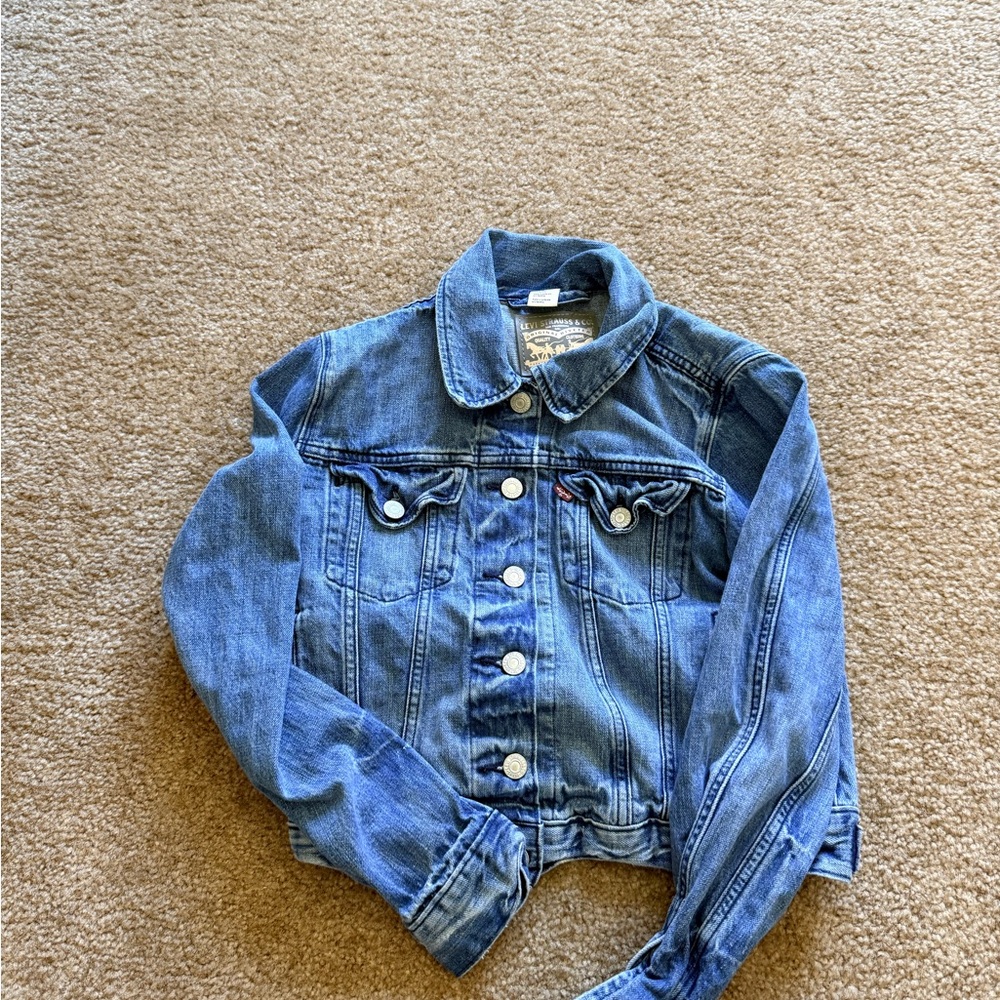 Levi's Strauss women’s blue denim jean jacket silver tag sz s